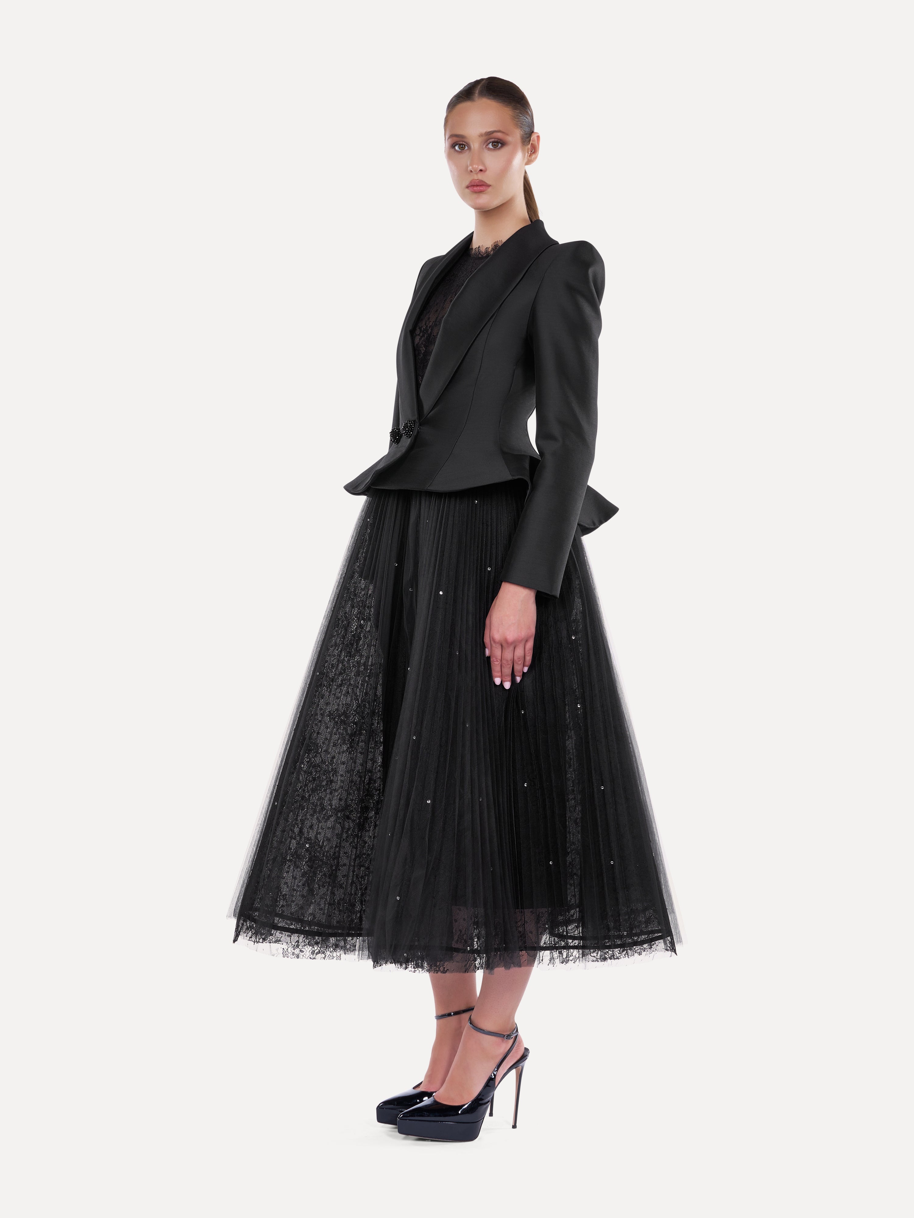 Costum elegant cu guler sal Araftu Couture