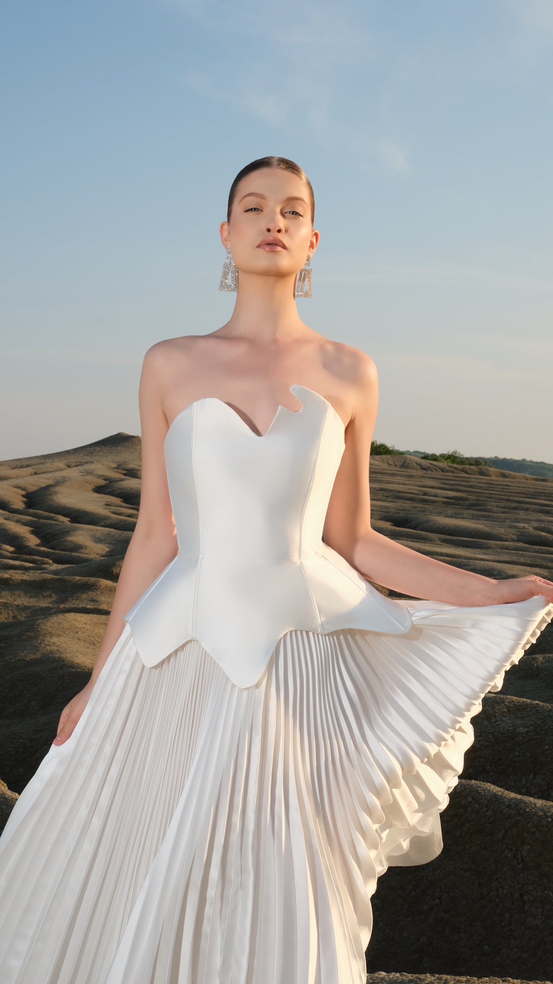 Corset asimetric cu peplum Araftu Couture