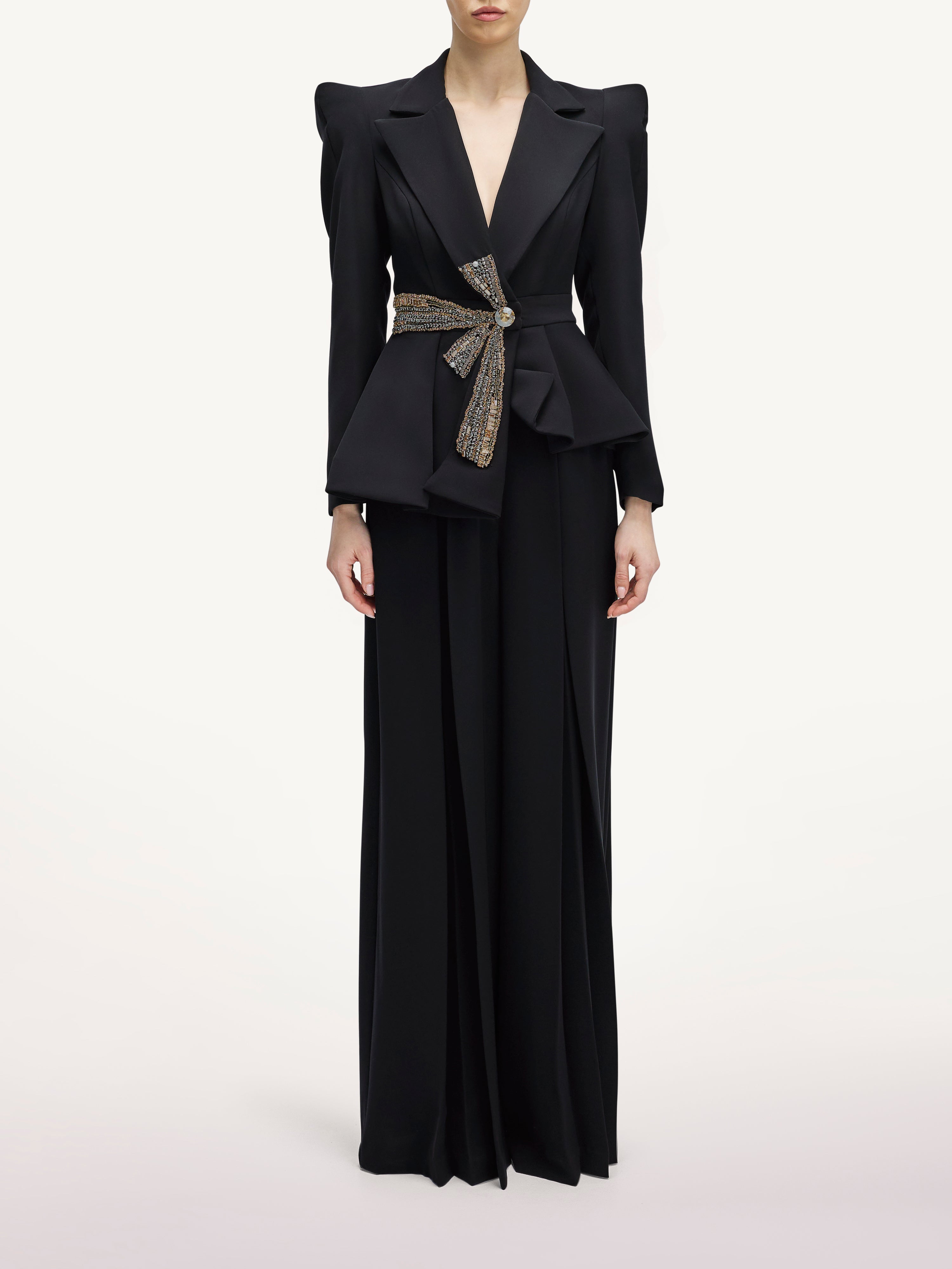 Costum Elegant CU Funda Aurie Araftu Couture