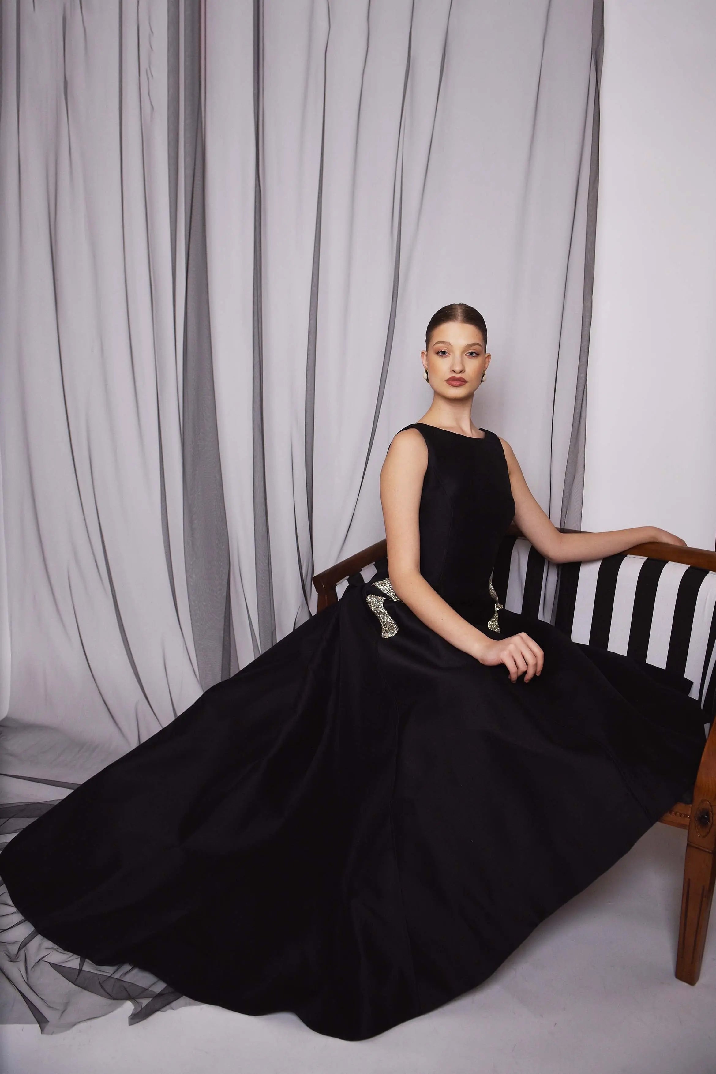 Rochie cu buzunare si funde aplicate Araftu Couture