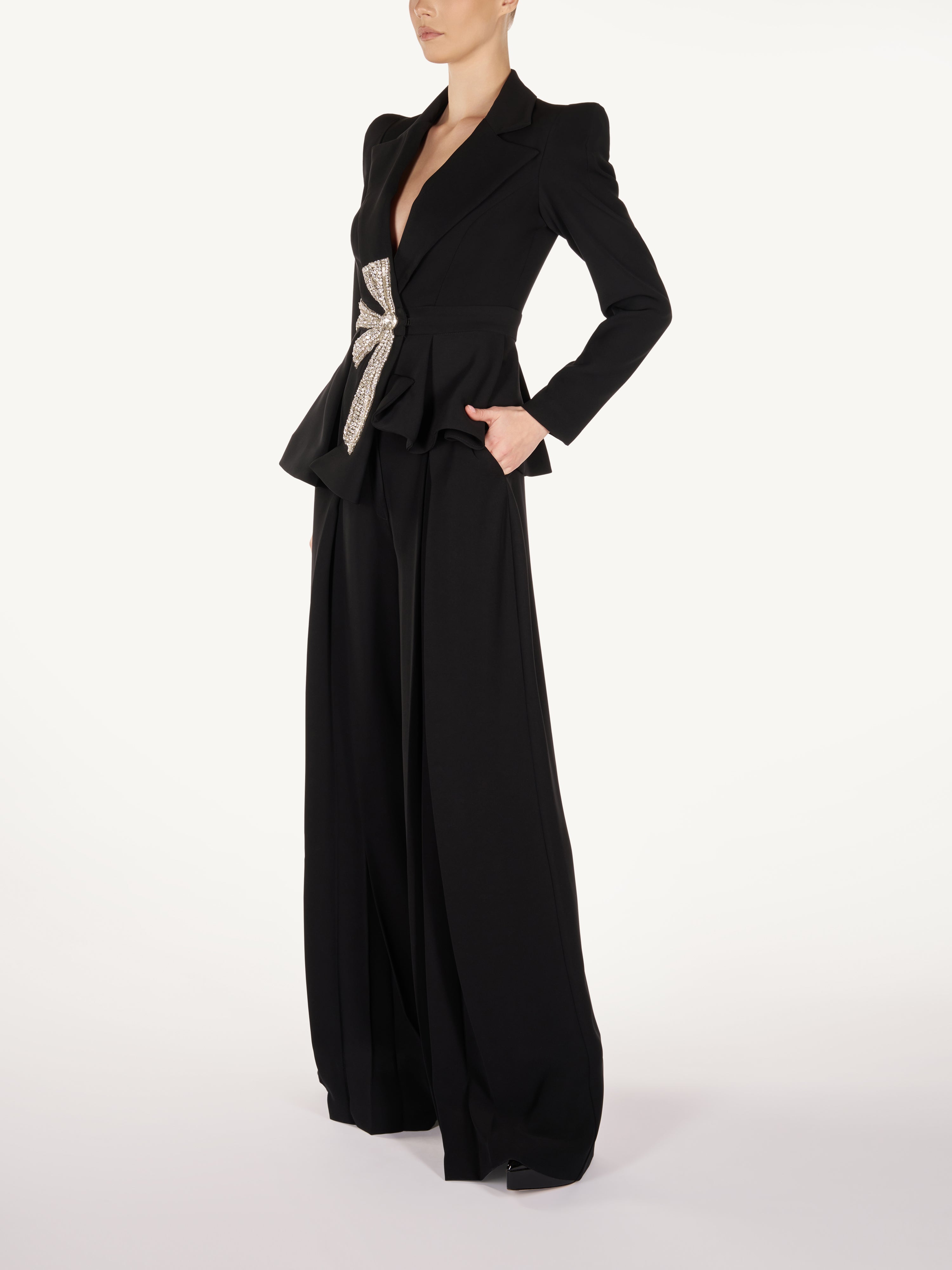 PEPLUM BLAIZER WITH BOW APLLIQUE Araftu Couture