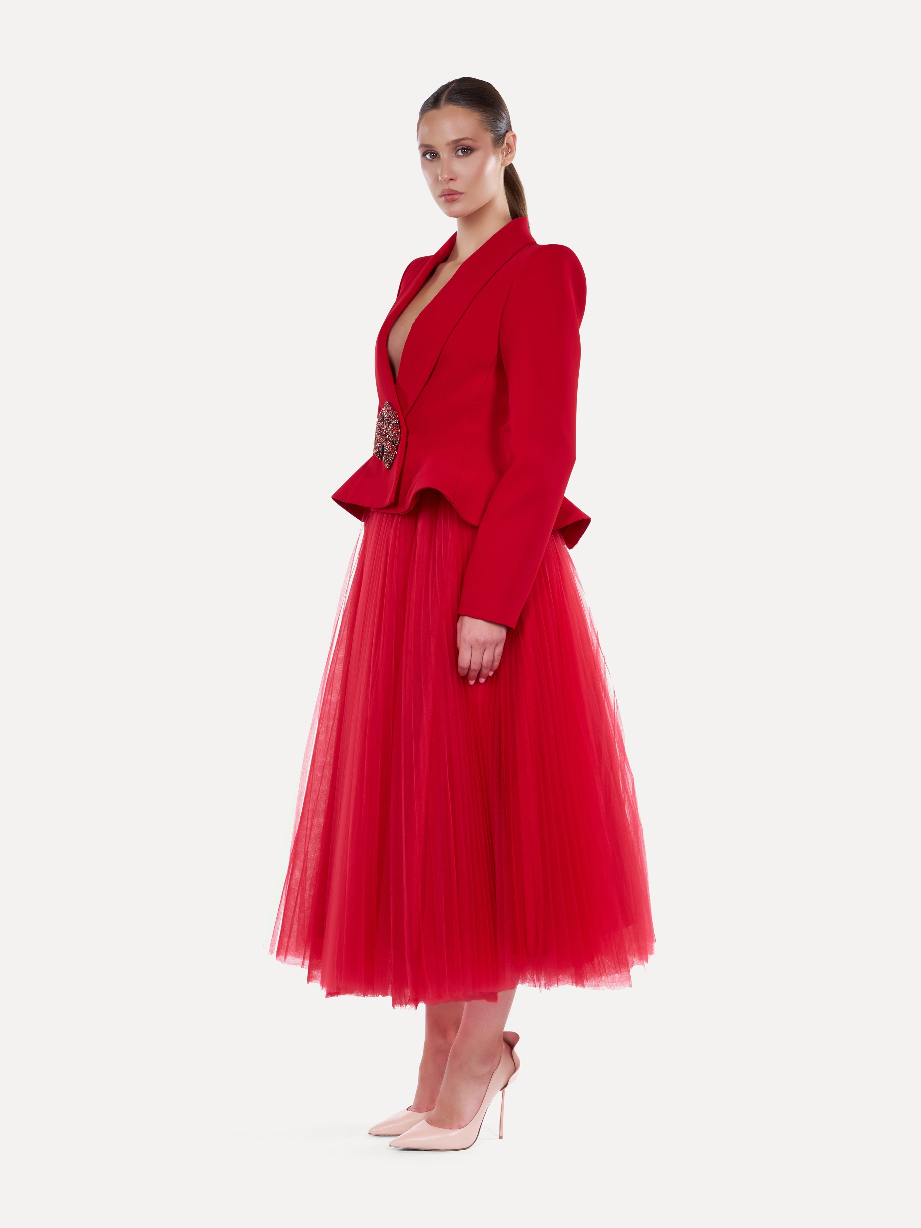 Costum cu sacou cambrat si fusta din tulle  Araftu Couture