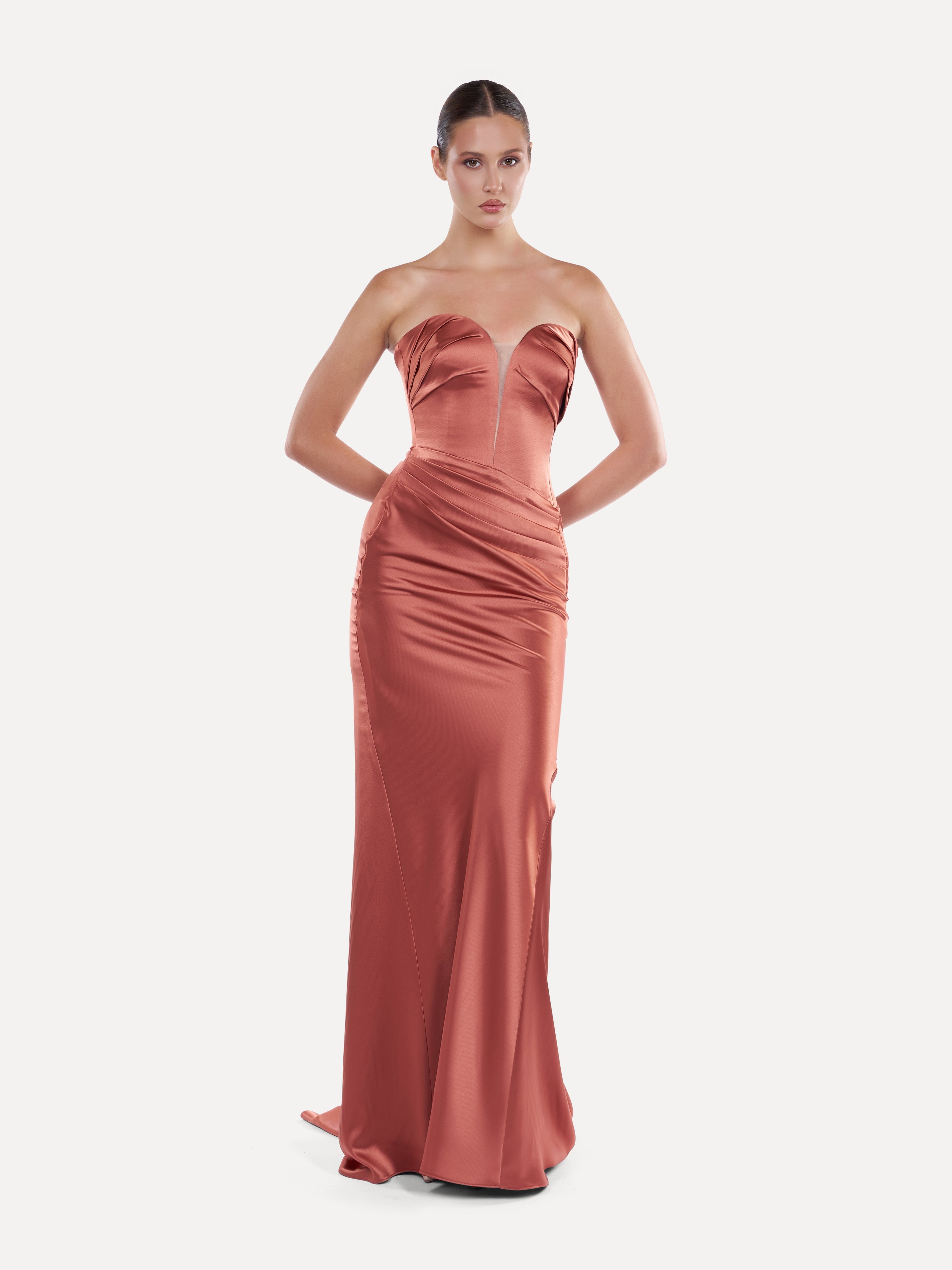 Rochie lunga cu trena  Araftu Couture