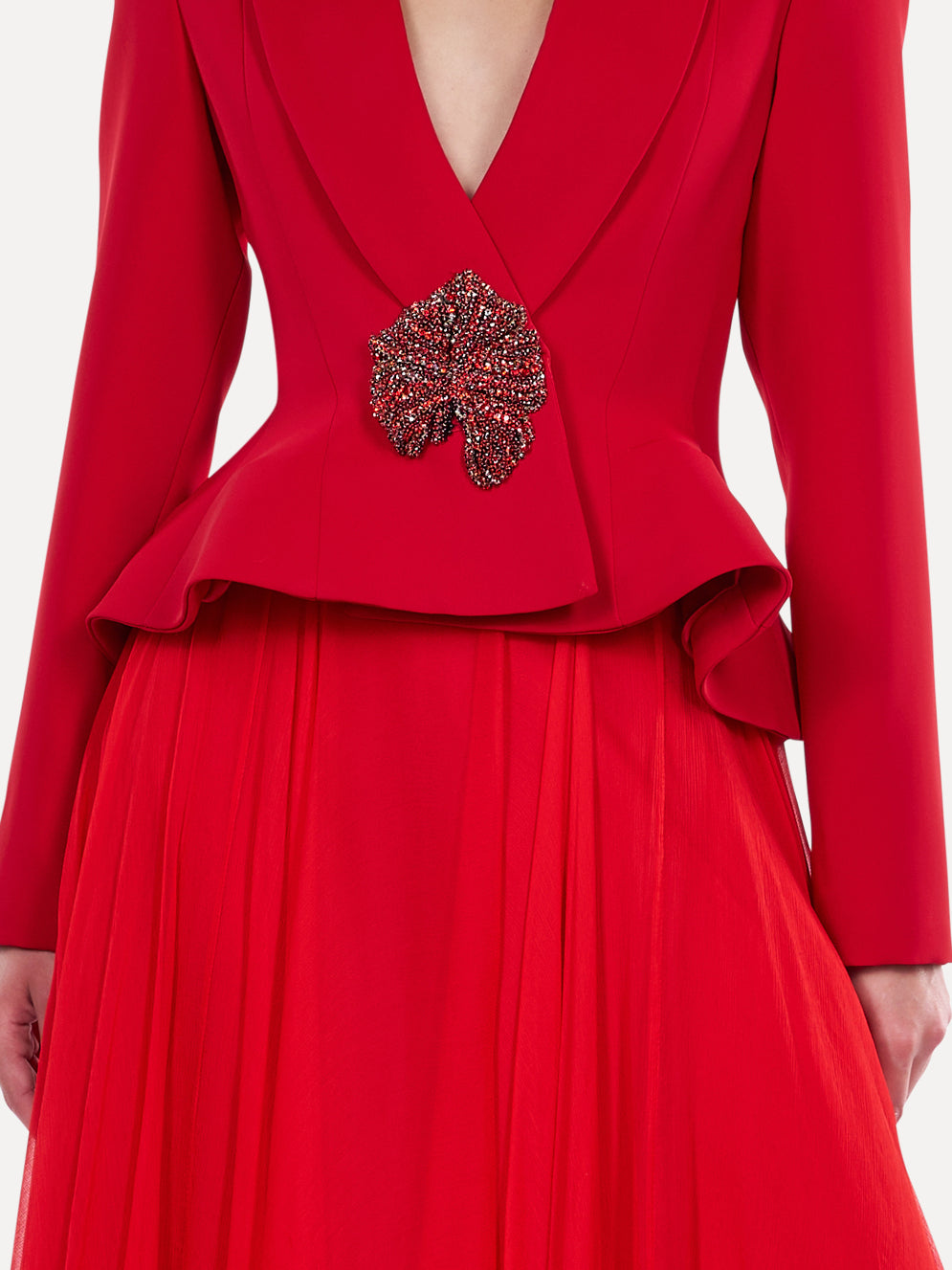 Costum cu sacou cambrat si fusta maxi din voal natural  Araftu Couture