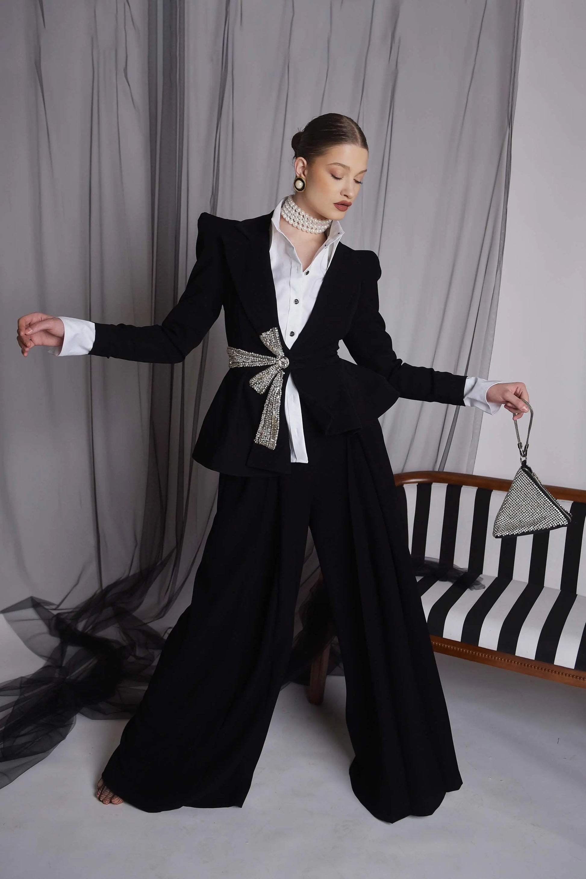 Costum elegant cu pantalon  Araftu Couture