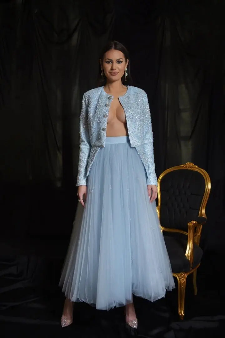 Costum elegant cu sacou cu peplum din dantelă și fustă solată din tulle - Araftu Couture