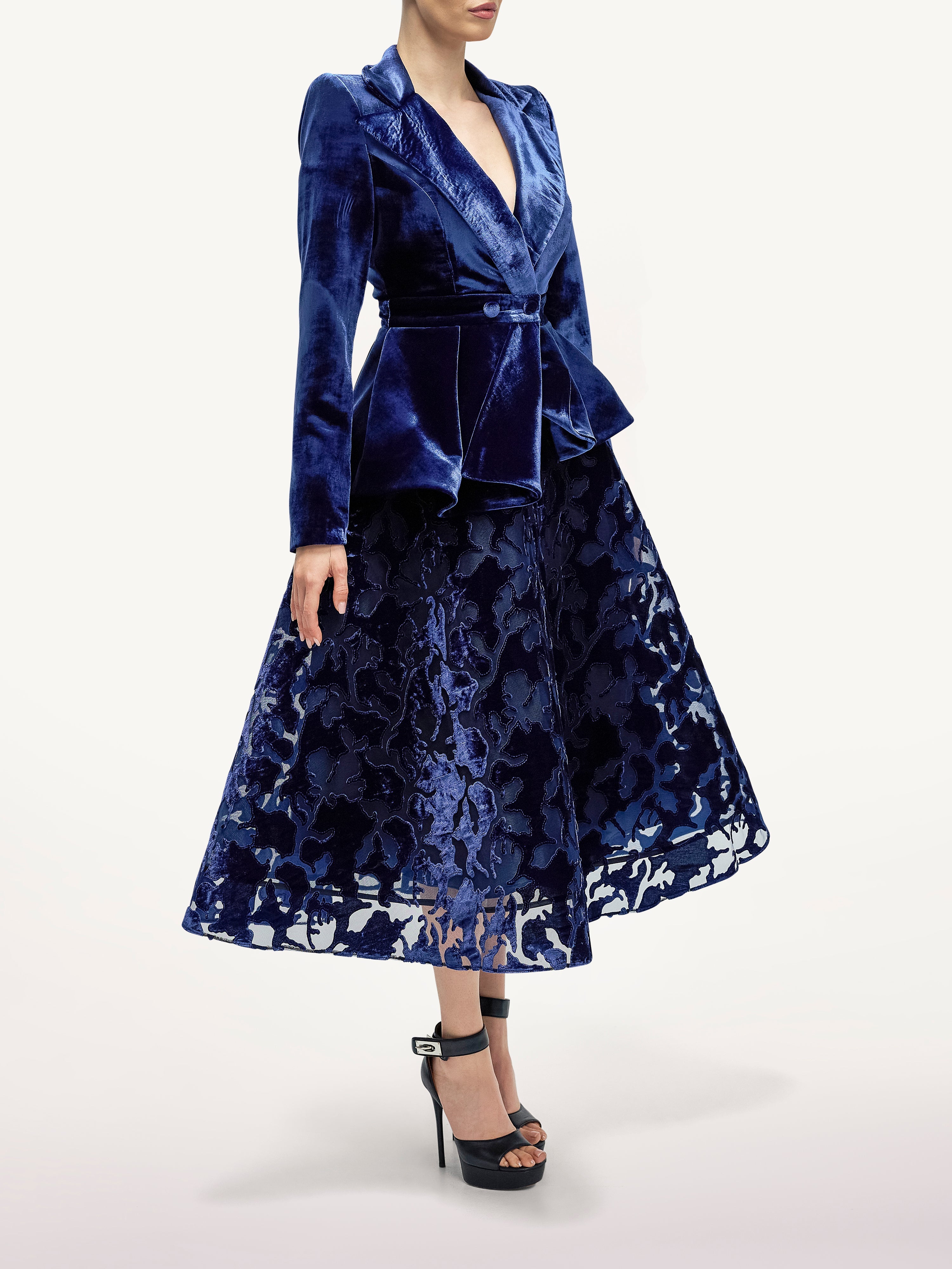 Costum Elegant din Catifea  Araftu Couture