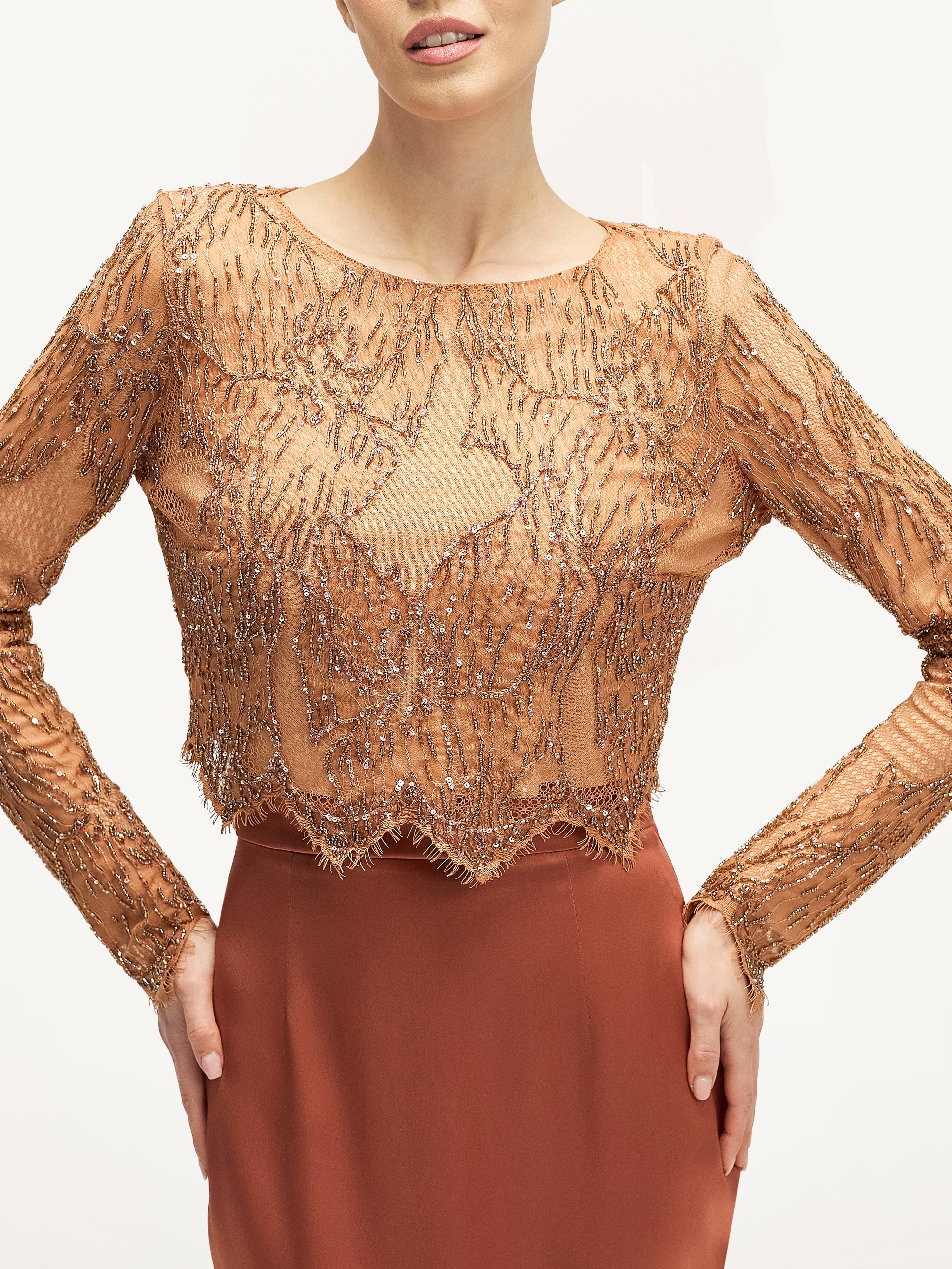 Costum cu Fusta Conica si Top Crop  Araftu Couture