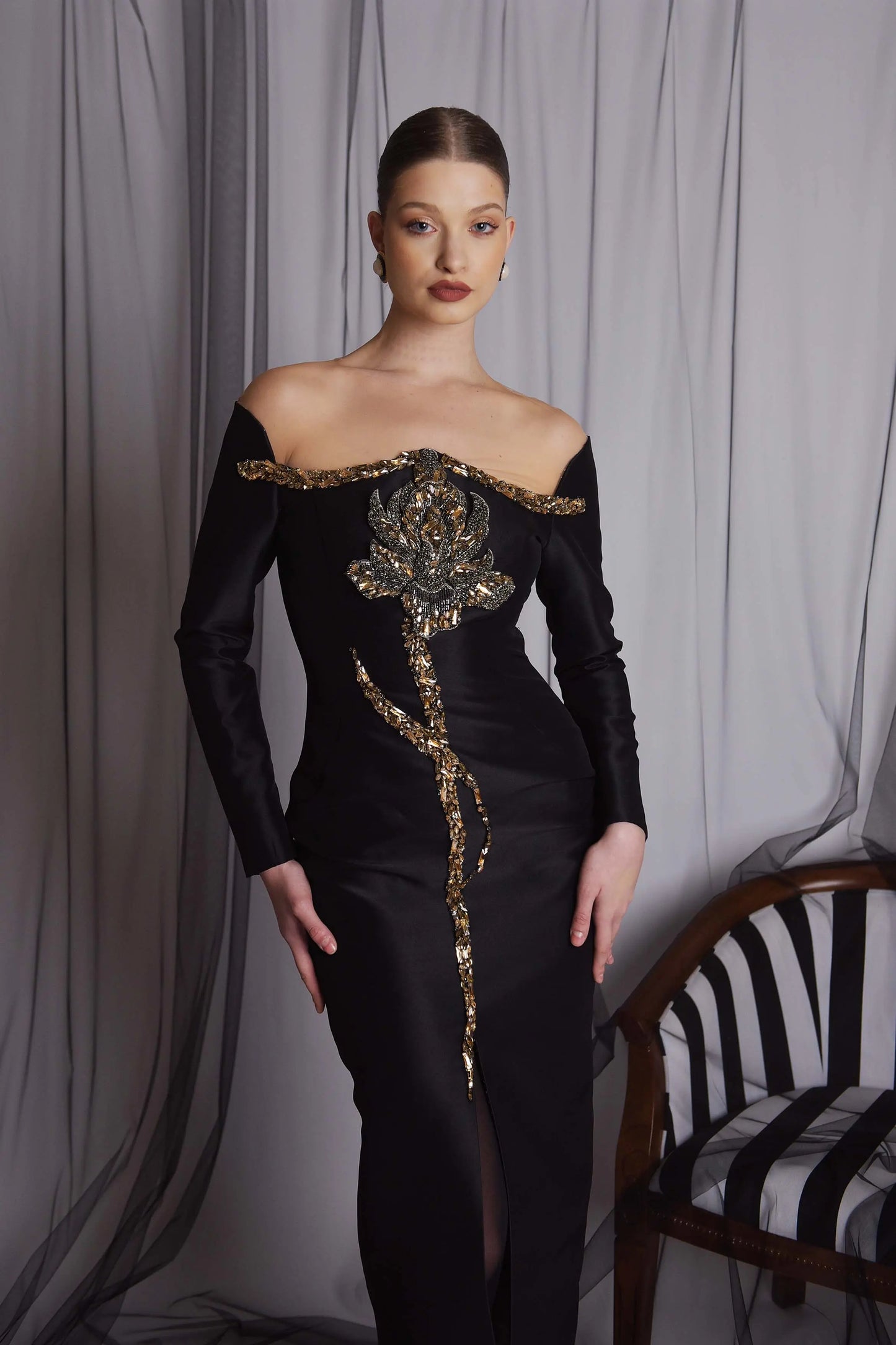 Rochie midi cu aplicatie 3D  Araftu Couture