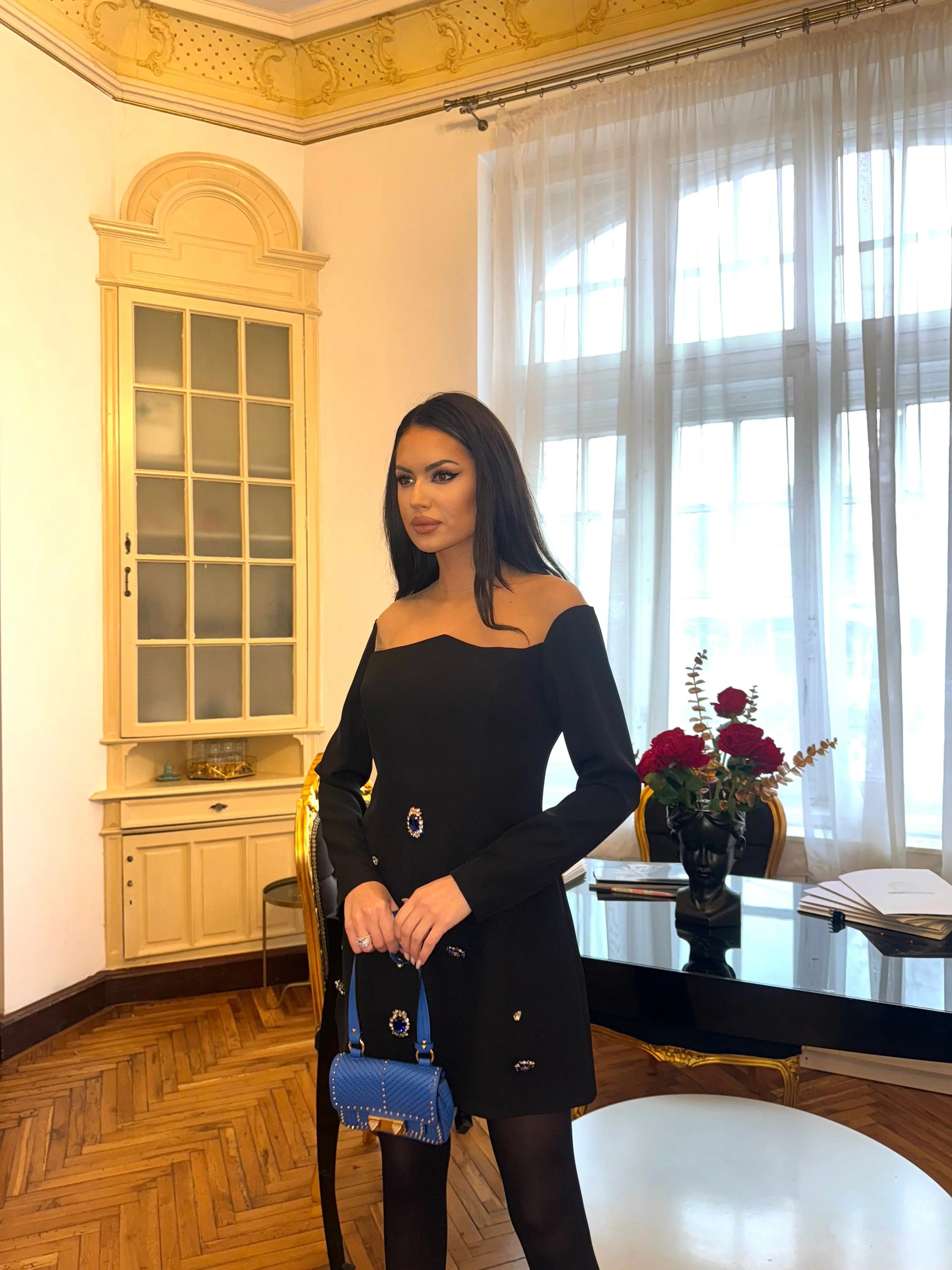 Rochie mini in A cu decolteu si aplicatii  Araftu Couture