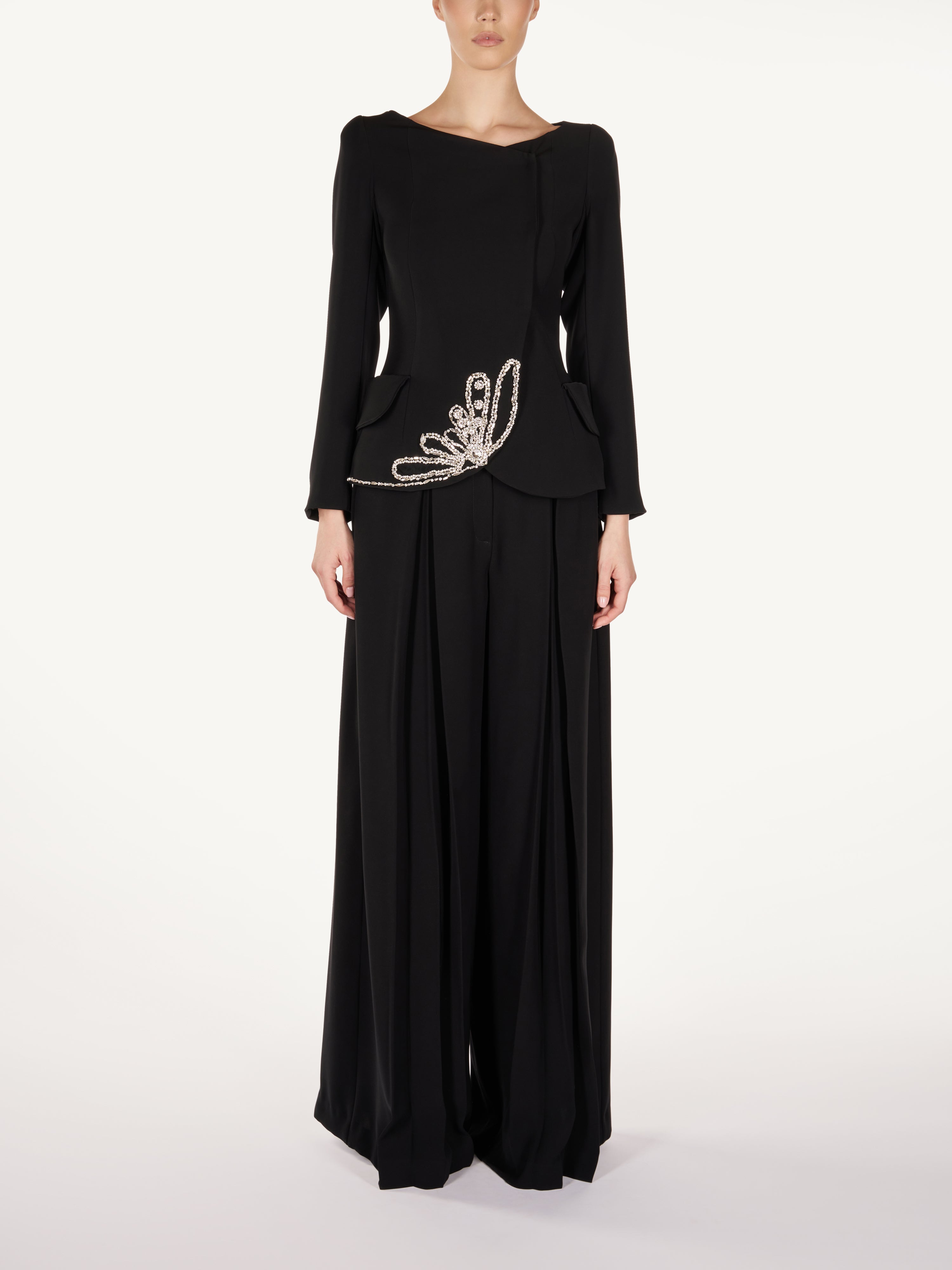 EMBROIDERY JACKET WITH EXTRA WIDE PANTS  Araftu Couture