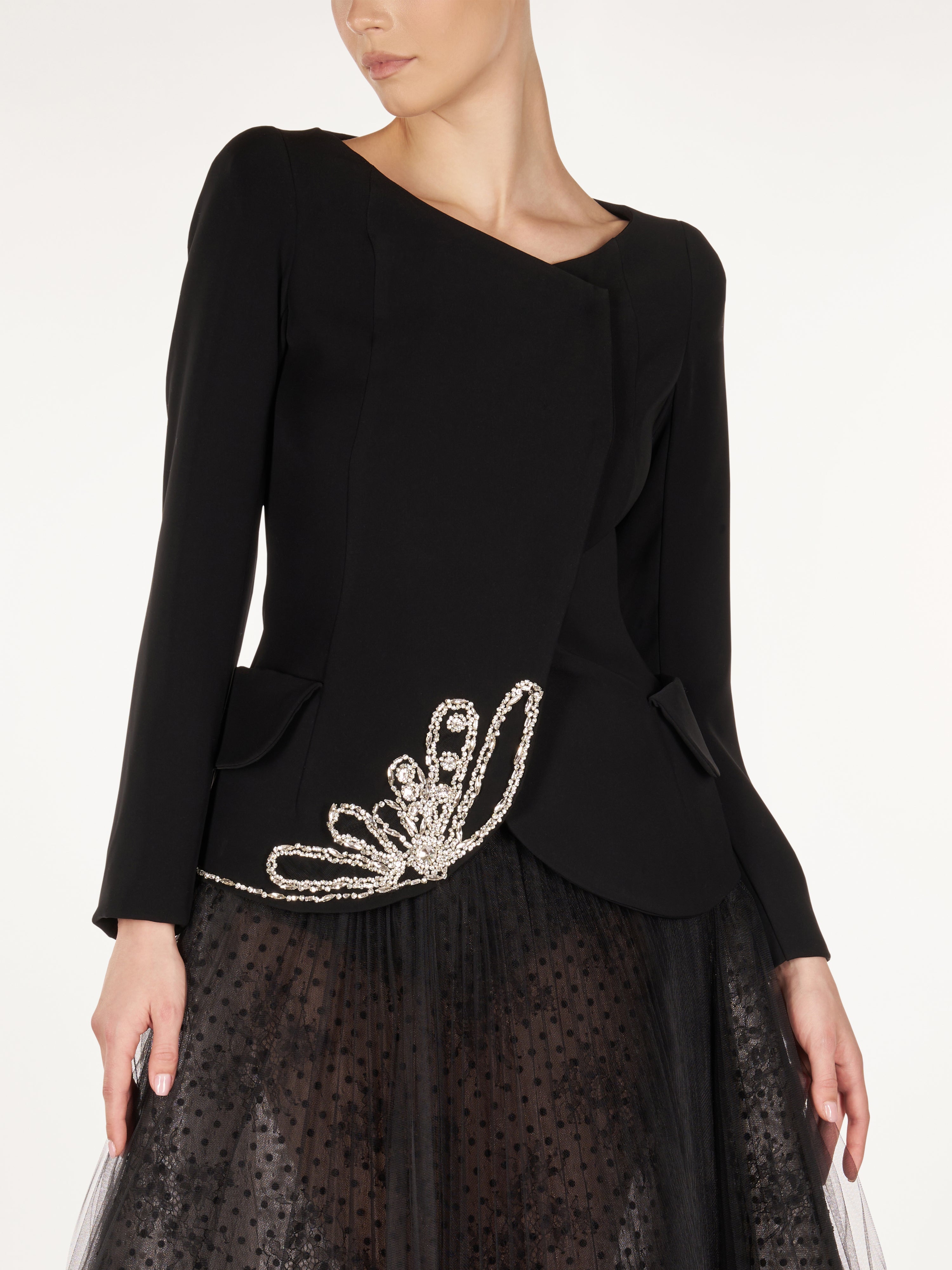 EMBROIDERY JACKET AND CHANTILLY SKIRT  Araftu Couture