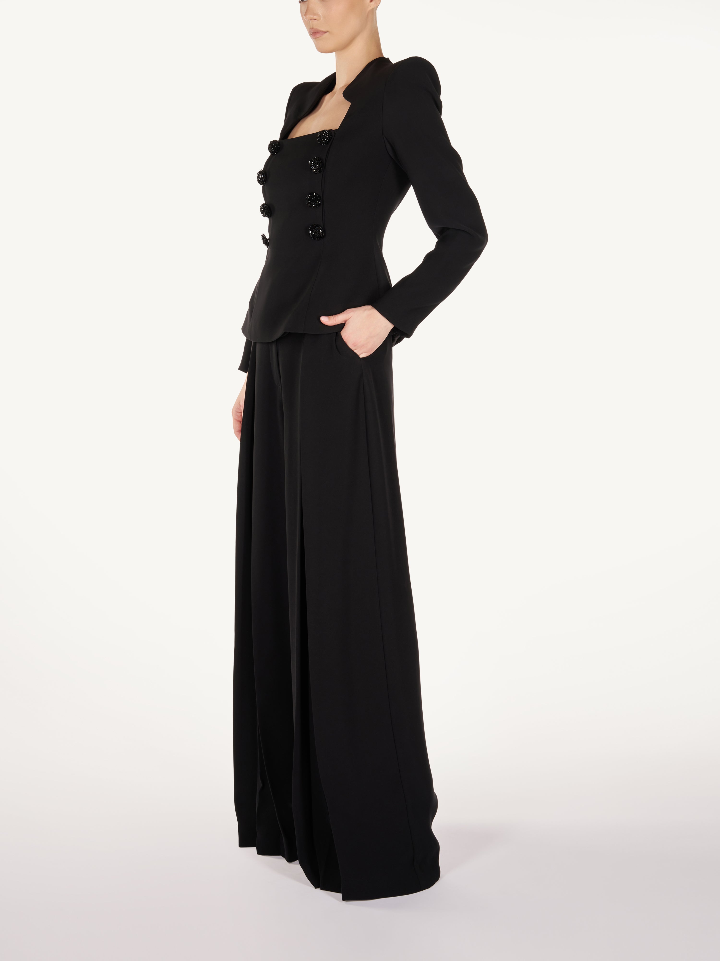 FITTED JACKET WITH EXTRA WIDE PANTS  Araftu Couture